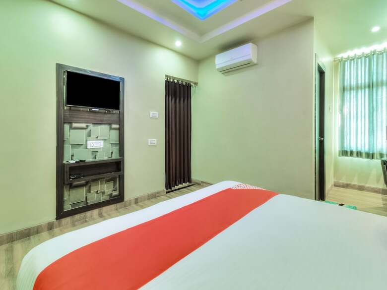Hotel Capital O 28710 Mamta International