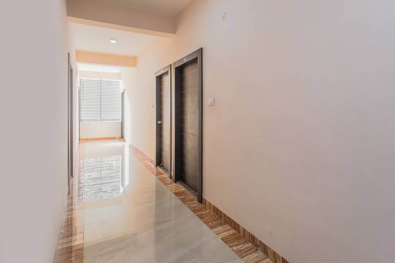 Oyo 27654 Hotel Grand Valley