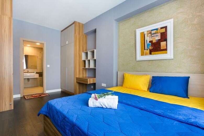 Mk Rivergate Apartment
