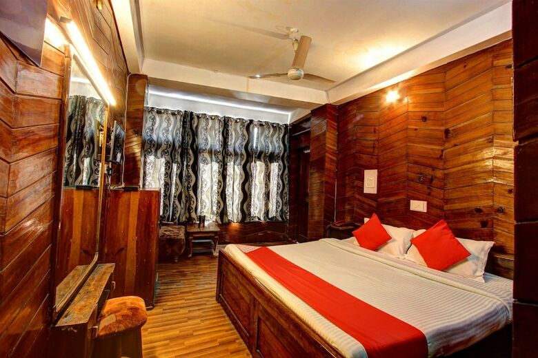 Oyo 19767 Hotel Naman