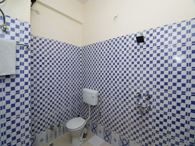 Oyo 24489 Hotel Greenwood