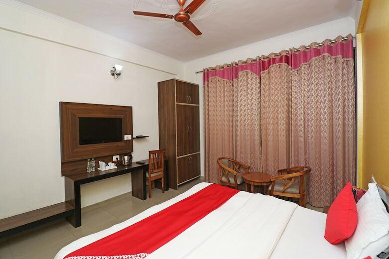 Hotel Oyo 5589 Pine Oak Resort