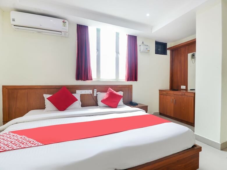 Hotel Oyo 27738 Ghala Residency Inn