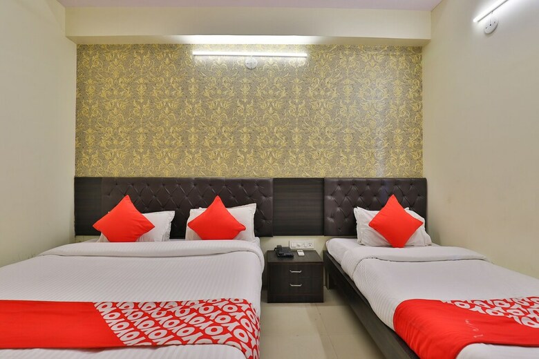 Hotel Oyo 28344 Siddhi Vinayak Rooms