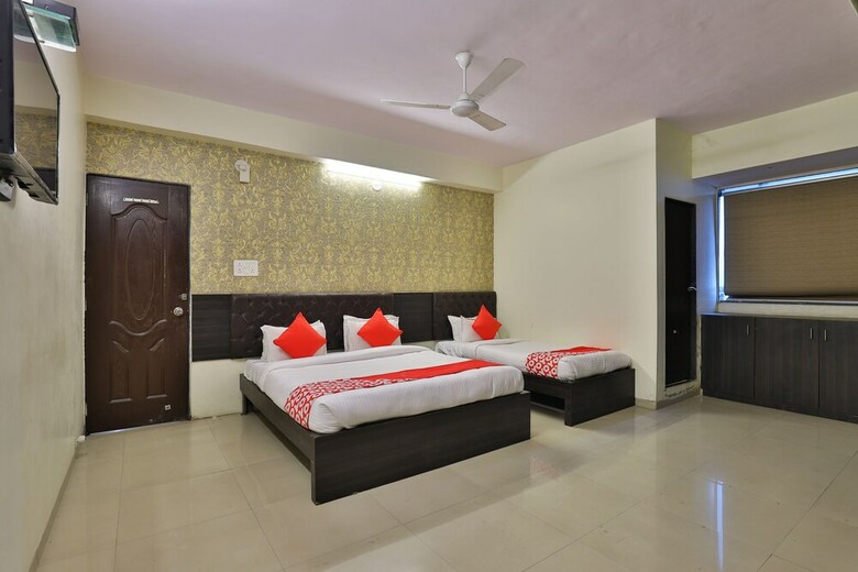 Hotel Oyo 28344 Siddhi Vinayak Rooms
