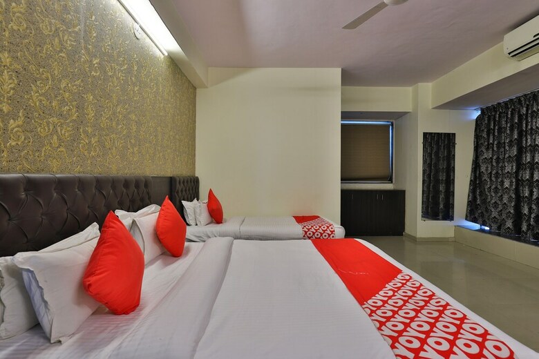 Hotel Oyo 28344 Siddhi Vinayak Rooms