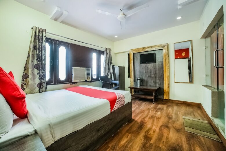 Oyo 28783 Hotel Vaishali