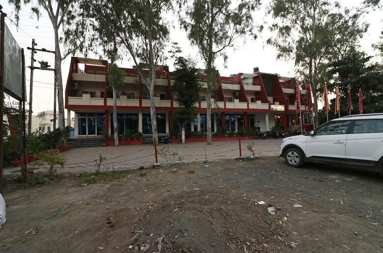 Hotel Oyo 23635 Sher E Bengal