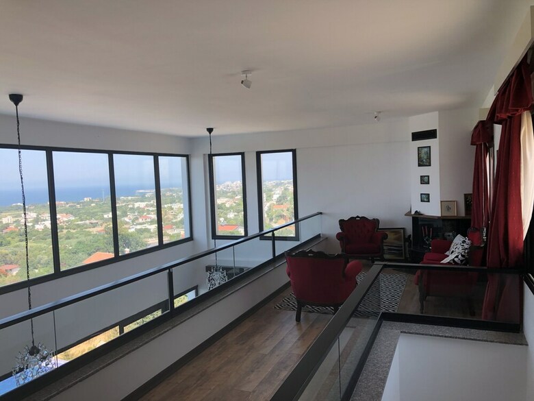 Ultra Lux Sea View Villa In Kyrenia
