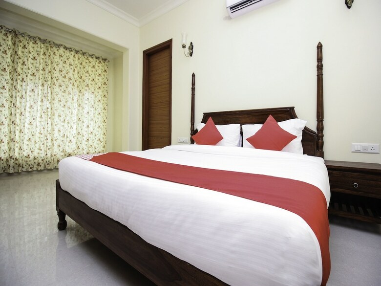 Hotel Oyo 18308 Kishanpur Haveli