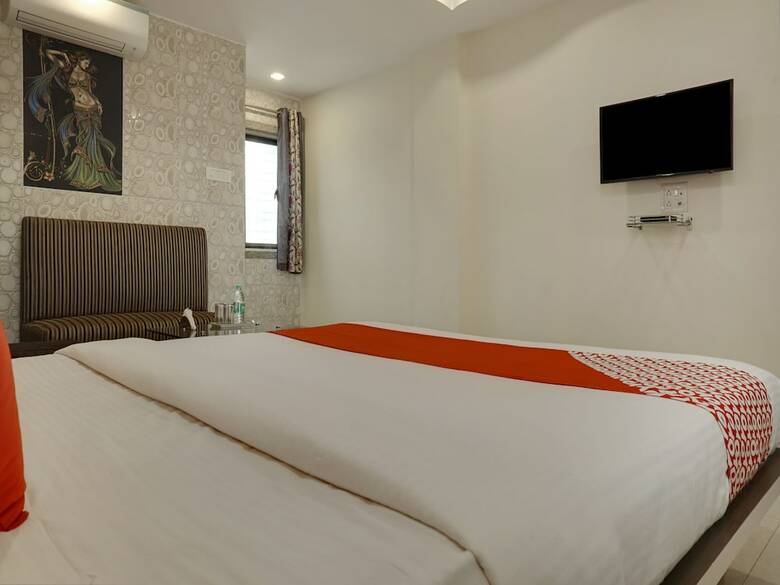 Hotel Oyo 13902 Orient Bay Inn