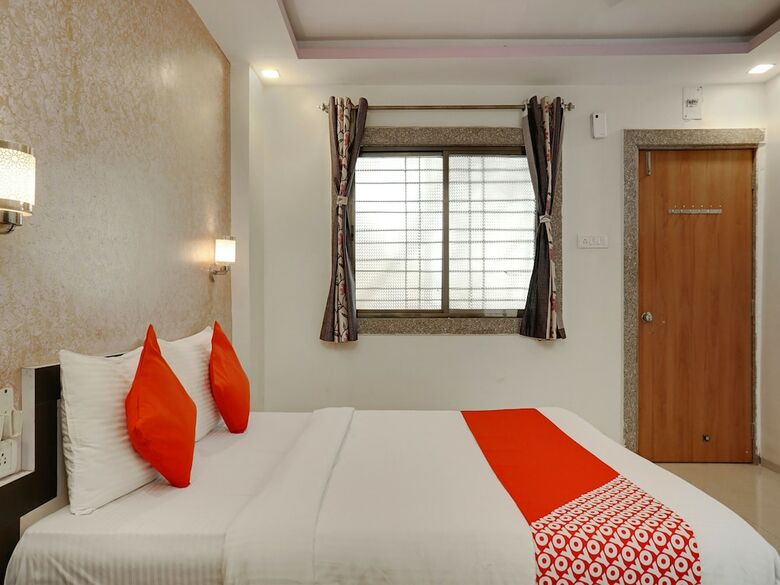 Hotel Oyo 13902 Orient Bay Inn