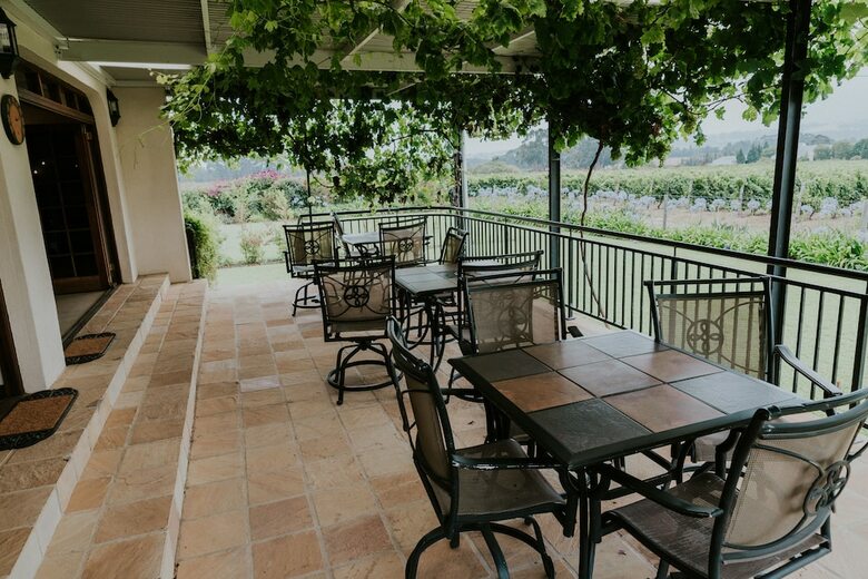 Hotel Cana Vineyard Guesthouse