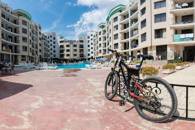Aparthotel Studio With Kitchenette In Avalon Complex