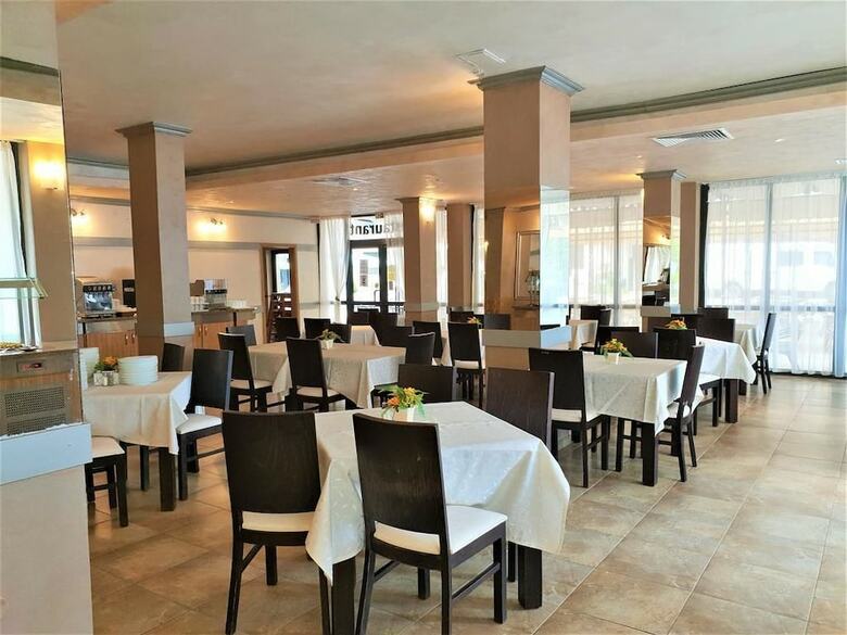 Aparthotel Studio With Kitchenette In Avalon Complex