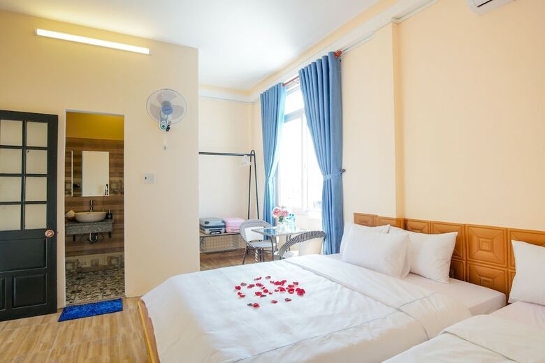 7s Hotel Sapphire Hue