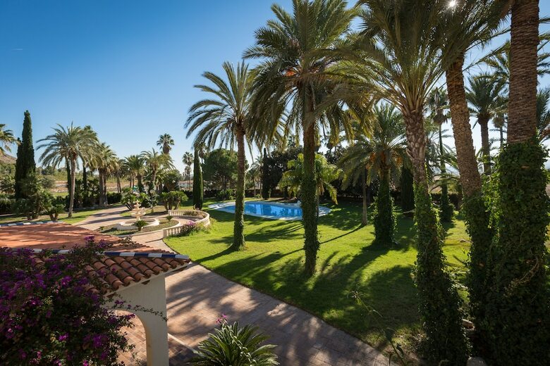 Villa Fidalsa Wine Valley Mansion
