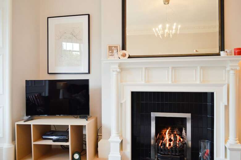 3 Bedroom Family Home With Garden