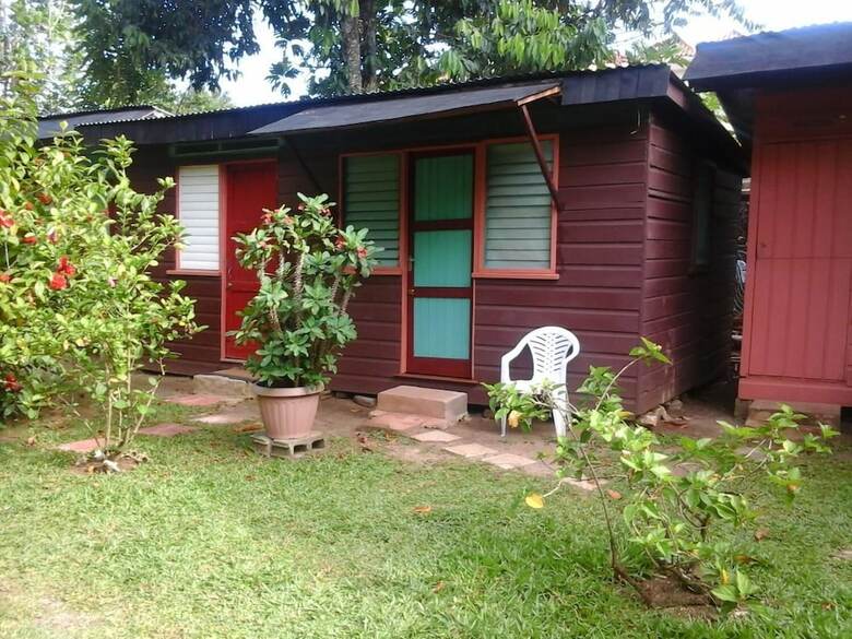 Hotel Secret Cabins At Firefly Beach