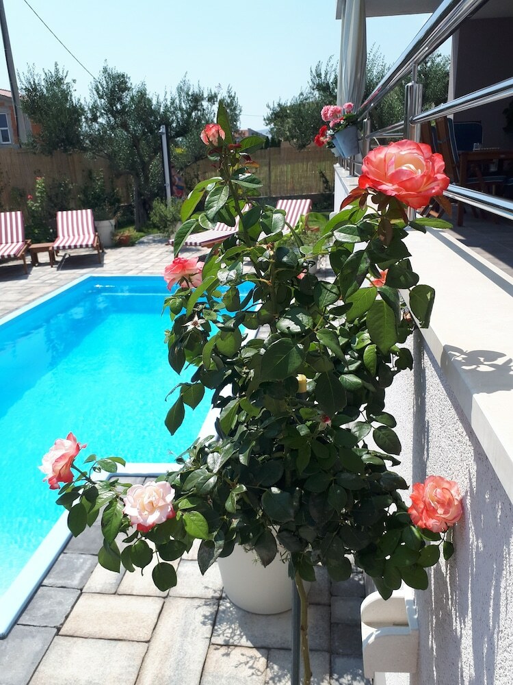 Luxury Villa Petra 5 Bdr Near Split