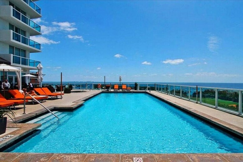 Hotel Ocean Million Dollar View Studio + Balcony #2