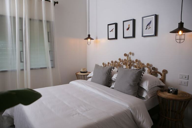 Hotel The Colonial