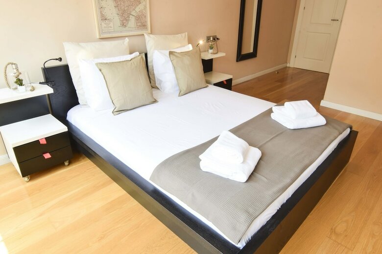 Apartamentos Letmalaga Cremades Duke