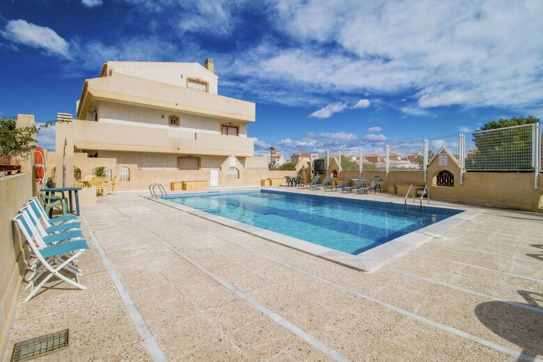 Apartamentos Espanatour Town House Ruslan