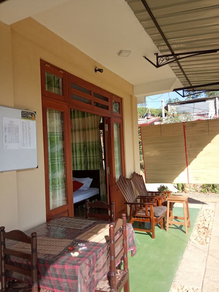 Hotel The Zenith Inn Ella