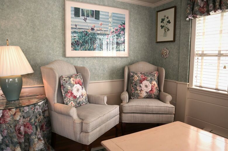 Bed & Breakfast Whalewalk Inn And Spa