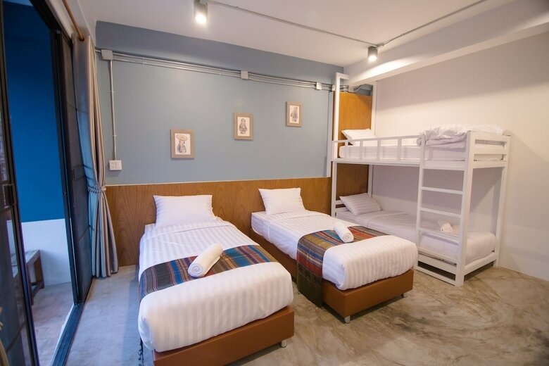 Hotel Suree House