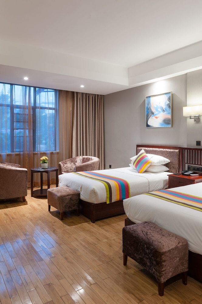 Floral Hotel Zhangjiajie Shangougou