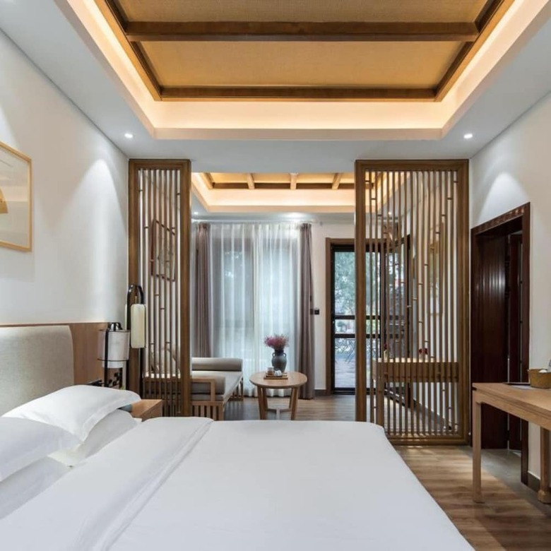 Floral Hotel Taishan Plum Garden