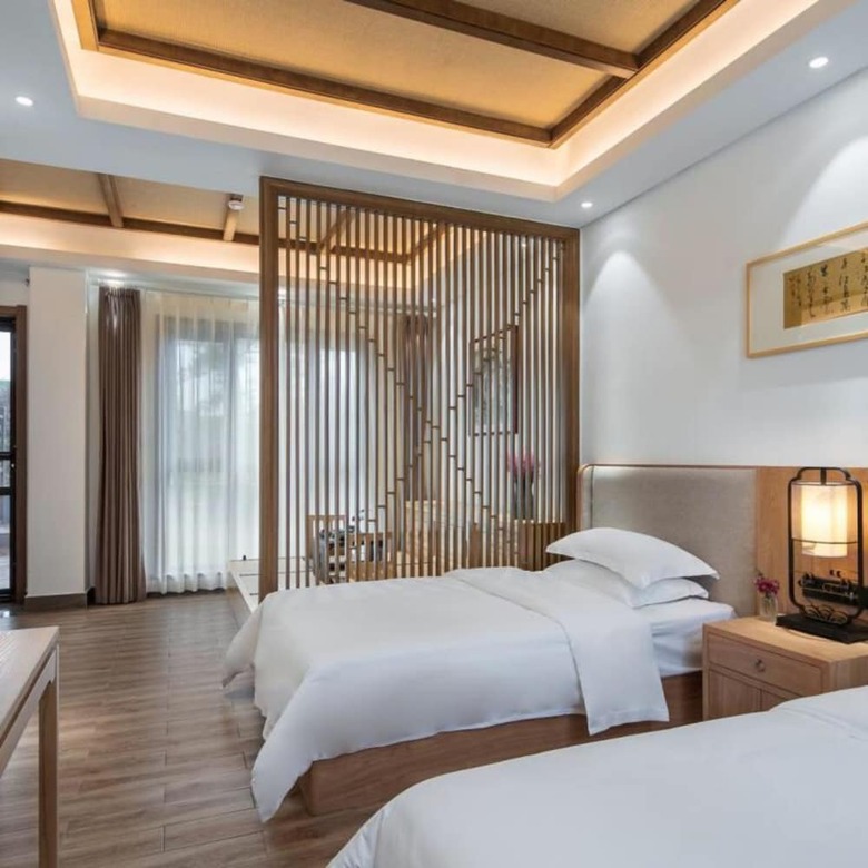 Floral Hotel Taishan Plum Garden