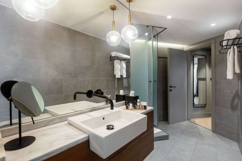Hotel Bob W Eolou