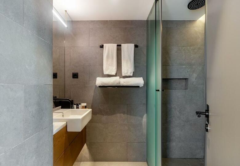 Hotel Bob W Eolou
