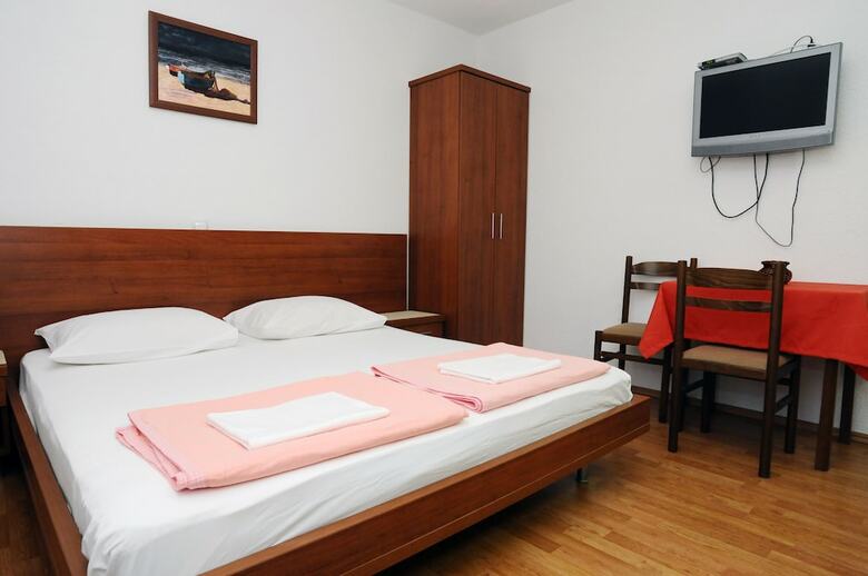 D&r Boreta Apartments