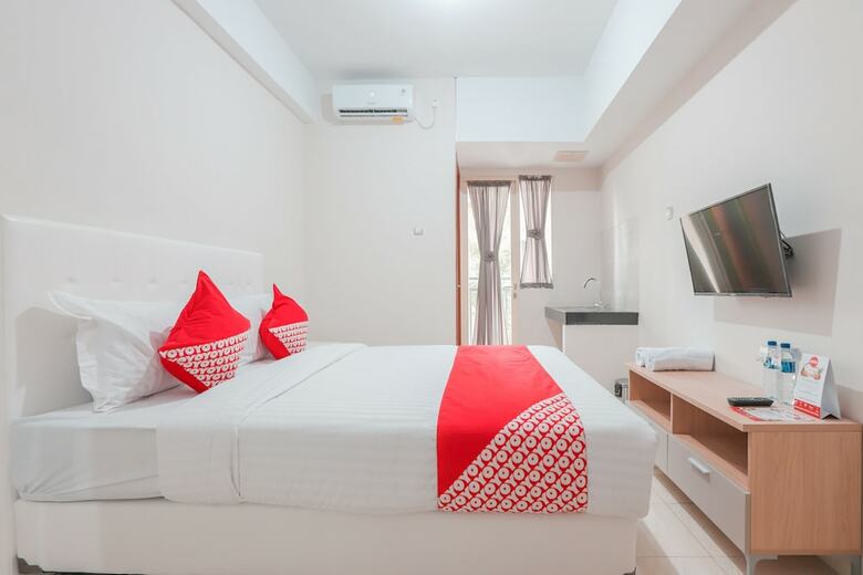 Hotel Oyo 498 Green Lake View Ciputat