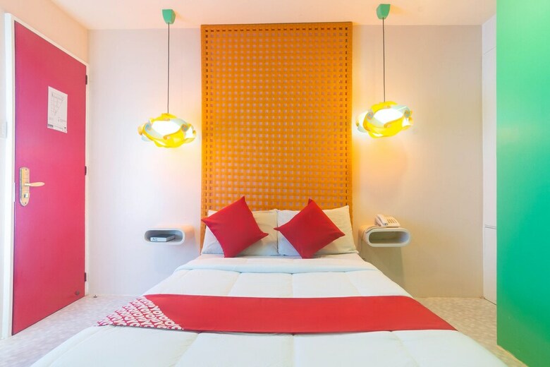Hotel Oyo 155 Europa Breakfast And Bed