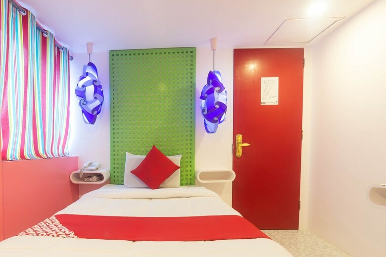 Hotel Oyo 155 Europa Breakfast And Bed