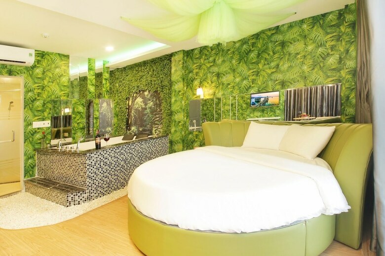 Cupid 2 Hotel