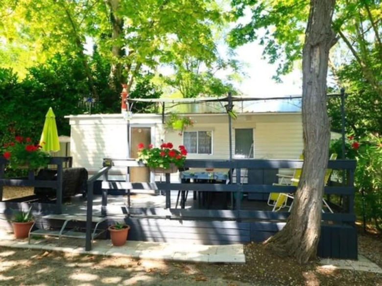 Camping Le Plateau Des Chasses
