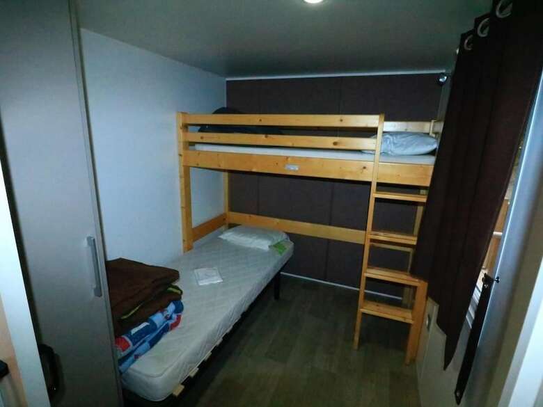 Camping Le Plateau Des Chasses