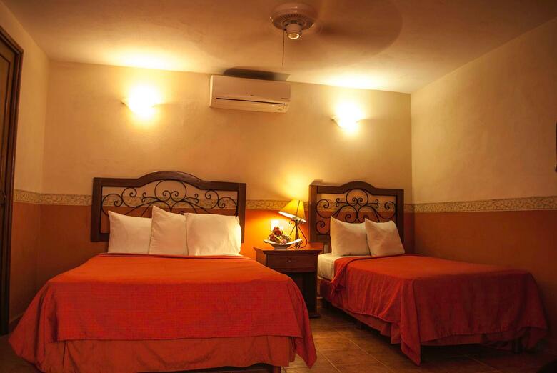 Maya Campeche Hotel