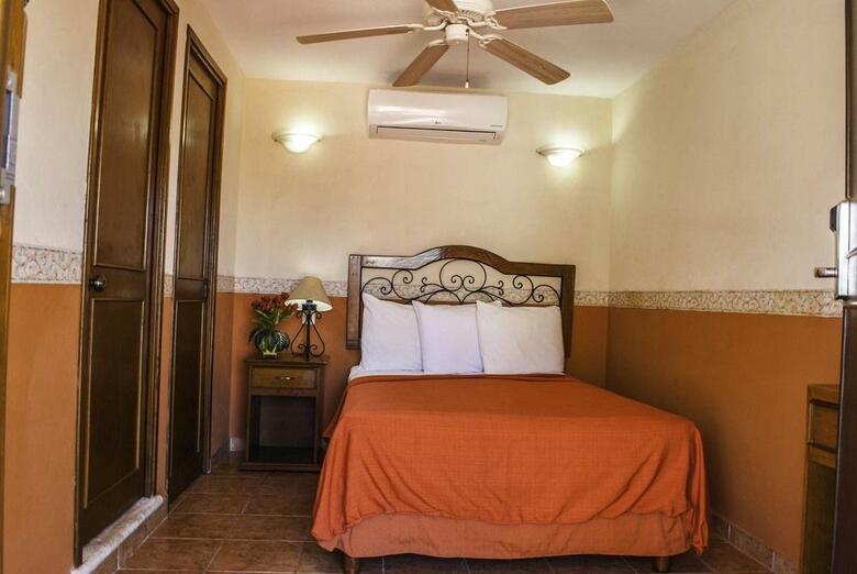 Maya Campeche Hotel