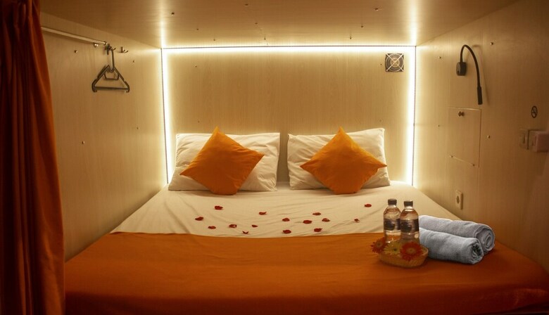 Hostal Excellent7 Capsleep