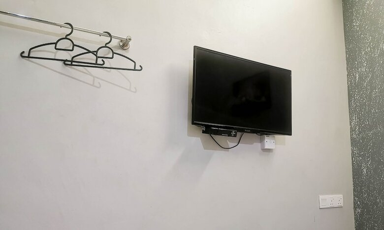 Zen Rooms Lsh Hotel