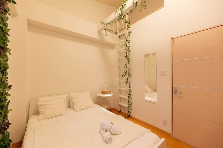 Station & White Osaka Station 4br Luxury House