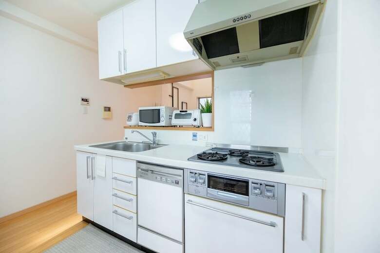Station & White Osaka Station 4br Luxury House