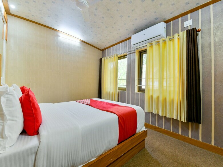 Oyo 16838 Big B Houseboat 10 Bhk